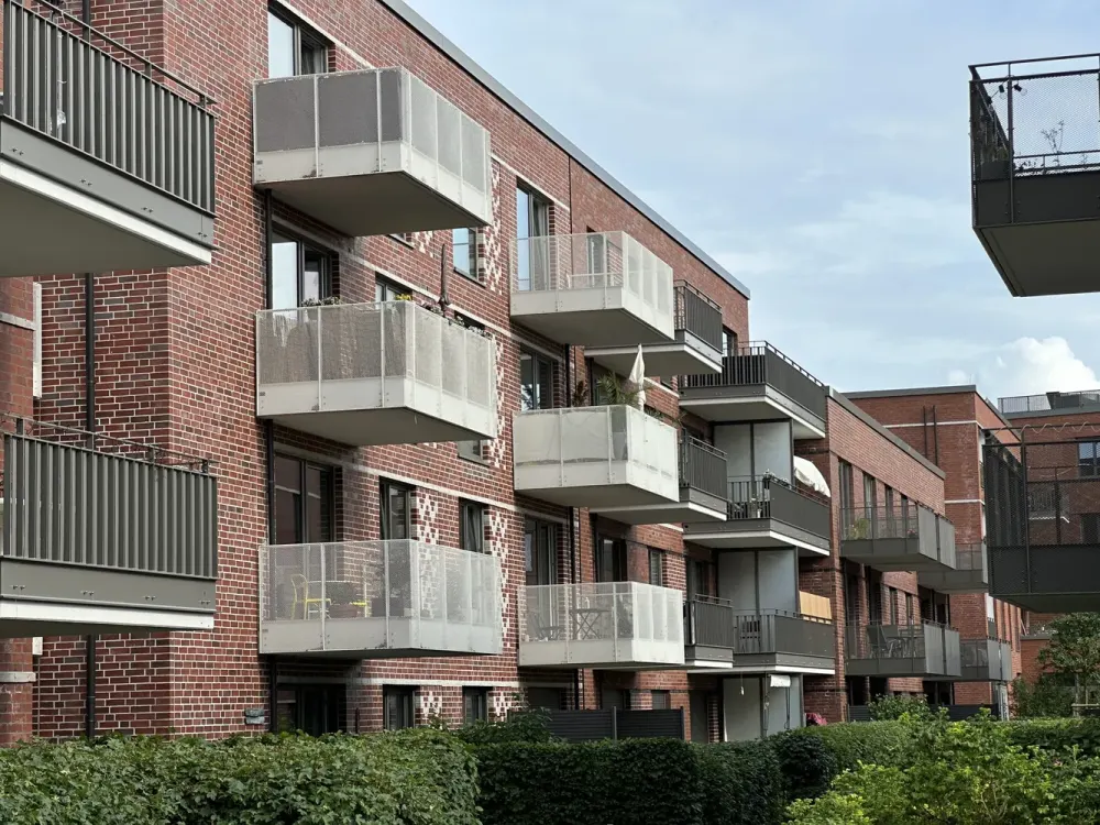 Moderne Etagenwohnung zur Miete mit Balkon in Hamburg Neu Wulmstorf - Wentzel Dr.