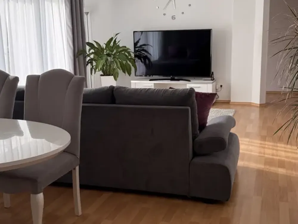 Lilienthal-Mitte***3-room apartment approx. 92 sqm with elevator