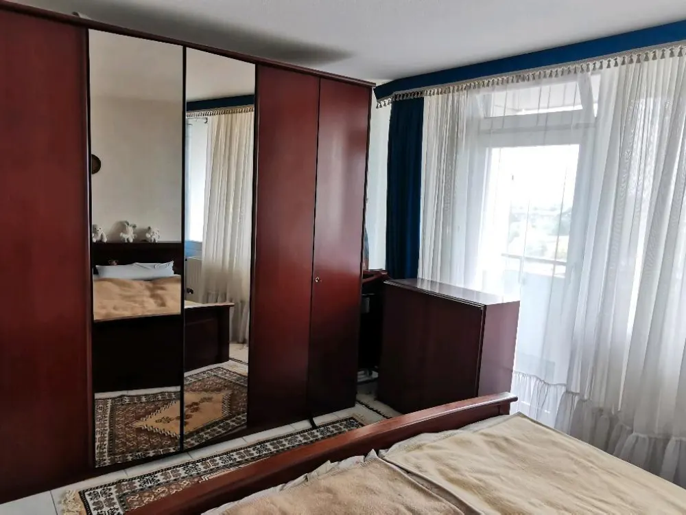 2 Zimmer Wohnung möbliert 62m Erftstadt Liblar Zentrum.