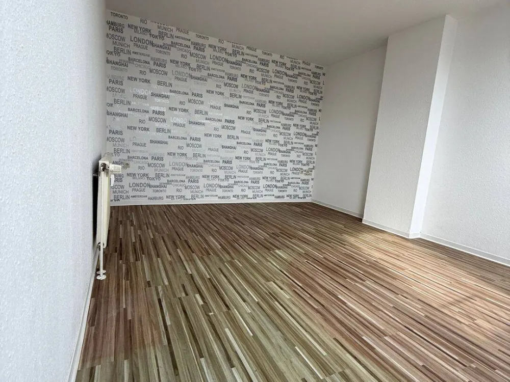 1 Zimmer Maisonette, Kochnische, Bad, Uni-Nähe