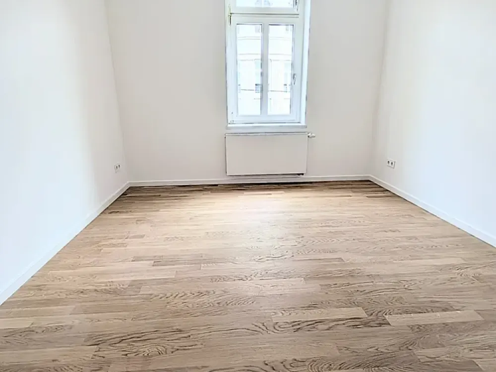 Soeben modernisierte 3-Zimmerwohnung mit Einbauküche in der Möhringer Straße*