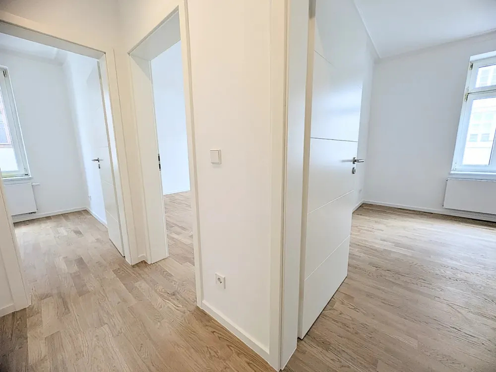 Soeben modernisierte 3-Zimmerwohnung mit Einbauküche in der Möhringer Straße*