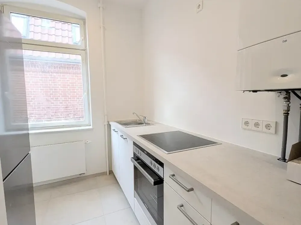 Soeben modernisierte 3-Zimmerwohnung mit Einbauküche in der Möhringer Straße*
