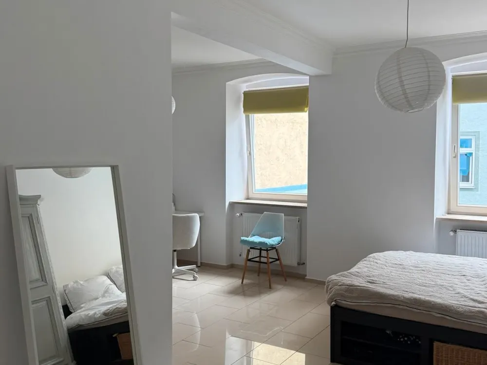 Möblierte 1,5-Zimmer-Wohnung in München, Donnersbergerbrücke