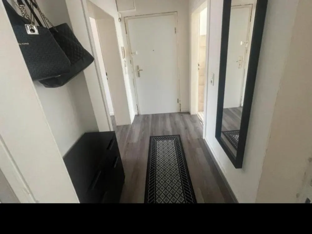 مطلوب مستأجر جديد! يفضل المتدربين / الطلاب