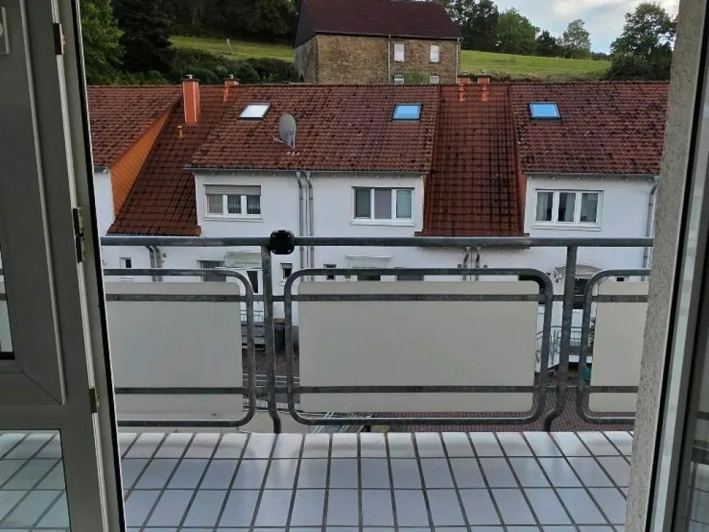 Frisch sanierte 2-Zimmer-Wohnung mit Balkon