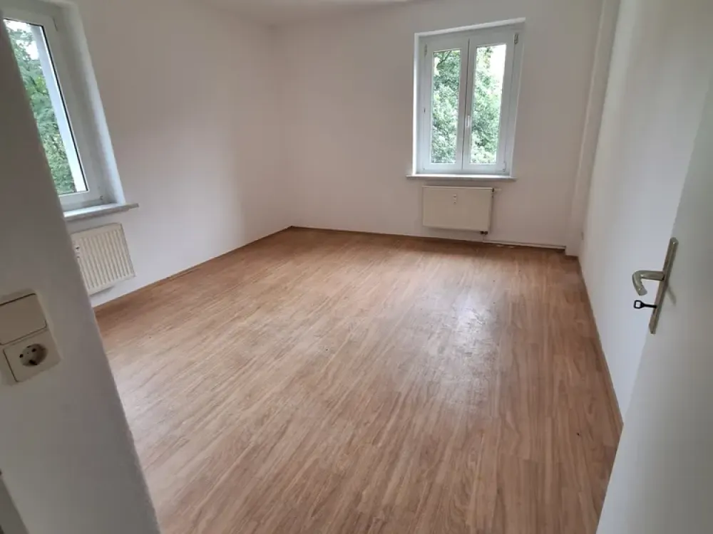 Alles Neue macht der ... September! Frisch sanierte 3-Zimmer-Wohnung sofort beziehbar!
