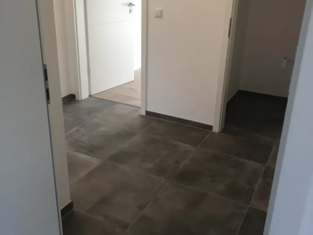 Großzügige 3 Zimmerwohnung & Souterrain Baujahr 2020 / Zweitbezug