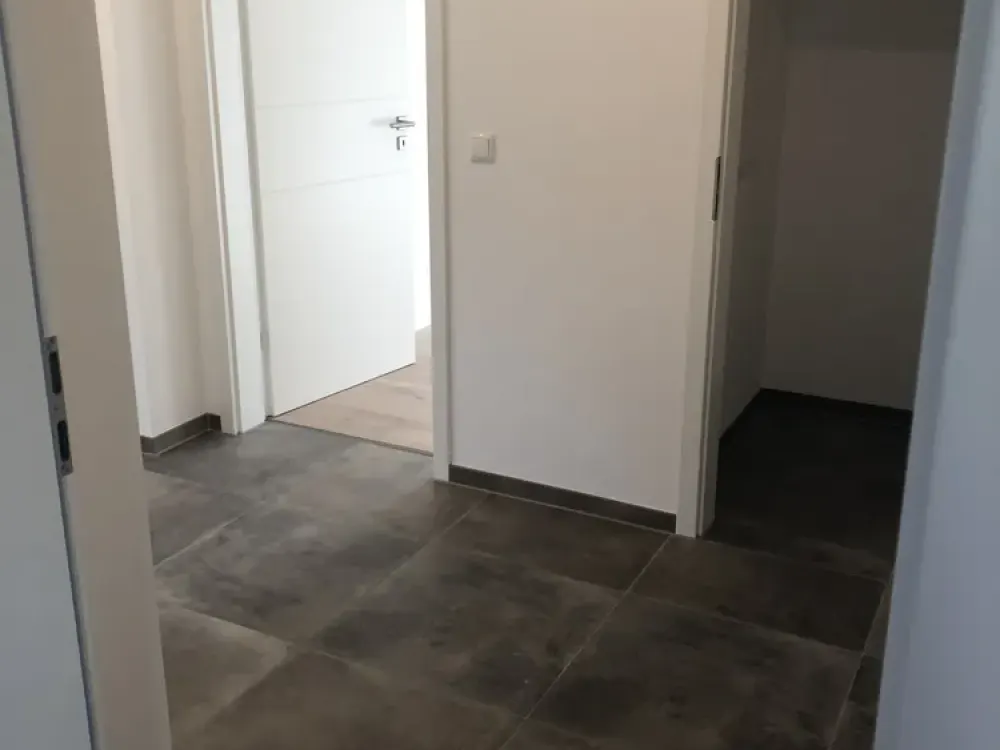Großzügige 3 Zimmerwohnung & Souterrain Baujahr 2020 / Zweitbezug