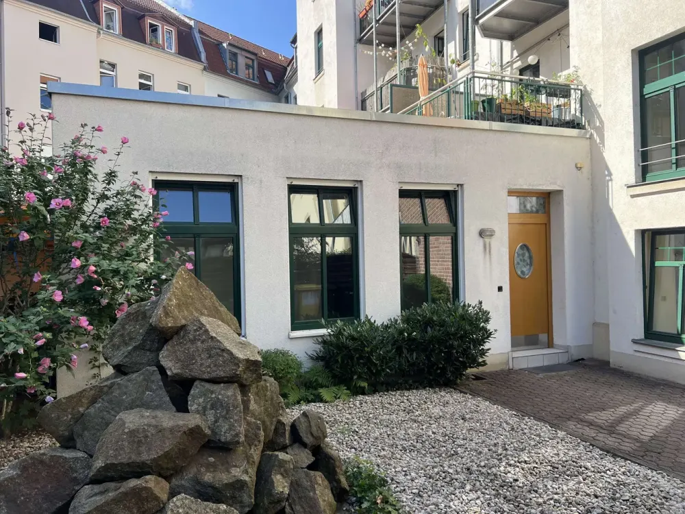 Leipzig - im hippen Osten! Atrium-Whg. mit sep. Eingang in ruhiger & zentraler Lage von Leipzig