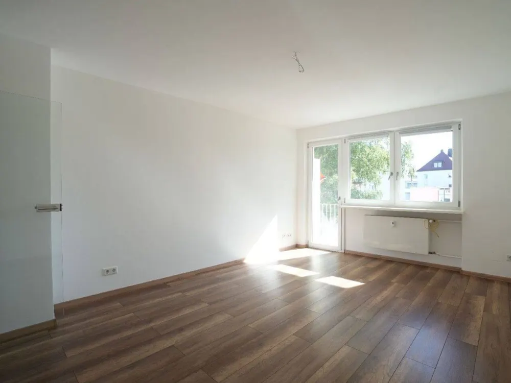 2 Zimmerwohnung mit Balkon und Stellplatz