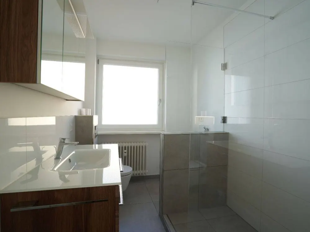 2 Zimmerwohnung mit Balkon und Stellplatz
