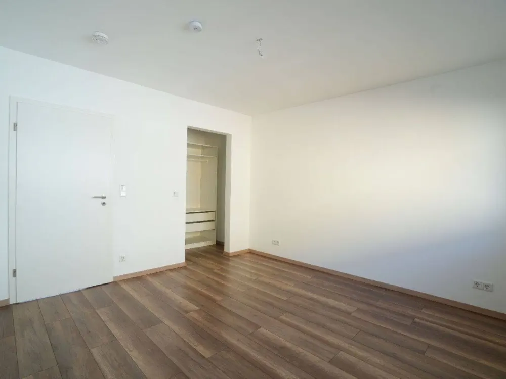 2 Zimmerwohnung mit Balkon und Stellplatz
