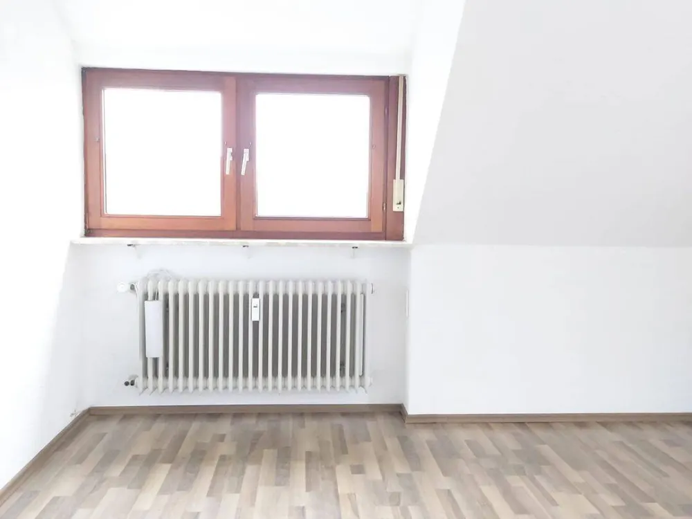 Attraktive 3-Zimmer-Wohnung mit Balkon & Garage in Stuttgart-Weilimdorf