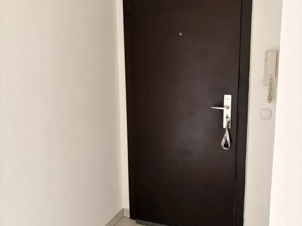 Gepflegte 3-Zimmer-Wohnung mit Garage und Balkon in Düsseldorf-Unterbach