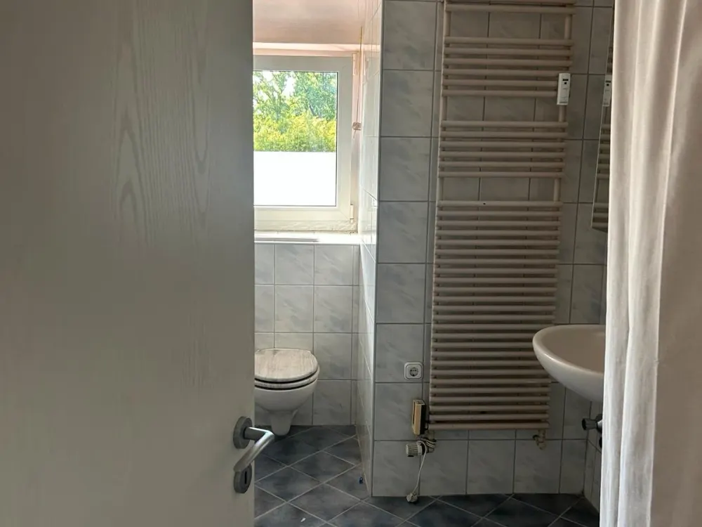 5-Zimmer-Wohnung mit 36 m² Dachterrasse in Bubenreuth am Wald