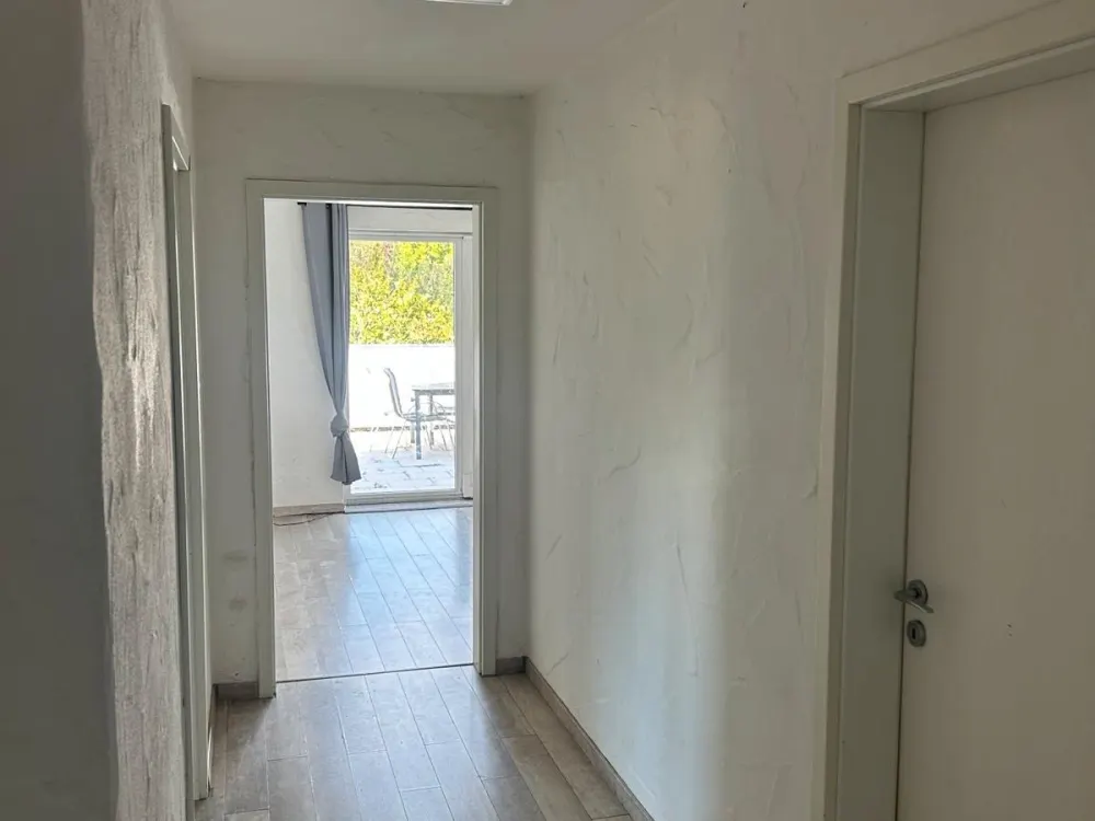 5-Zimmer-Wohnung mit 36 m² Dachterrasse in Bubenreuth am Wald