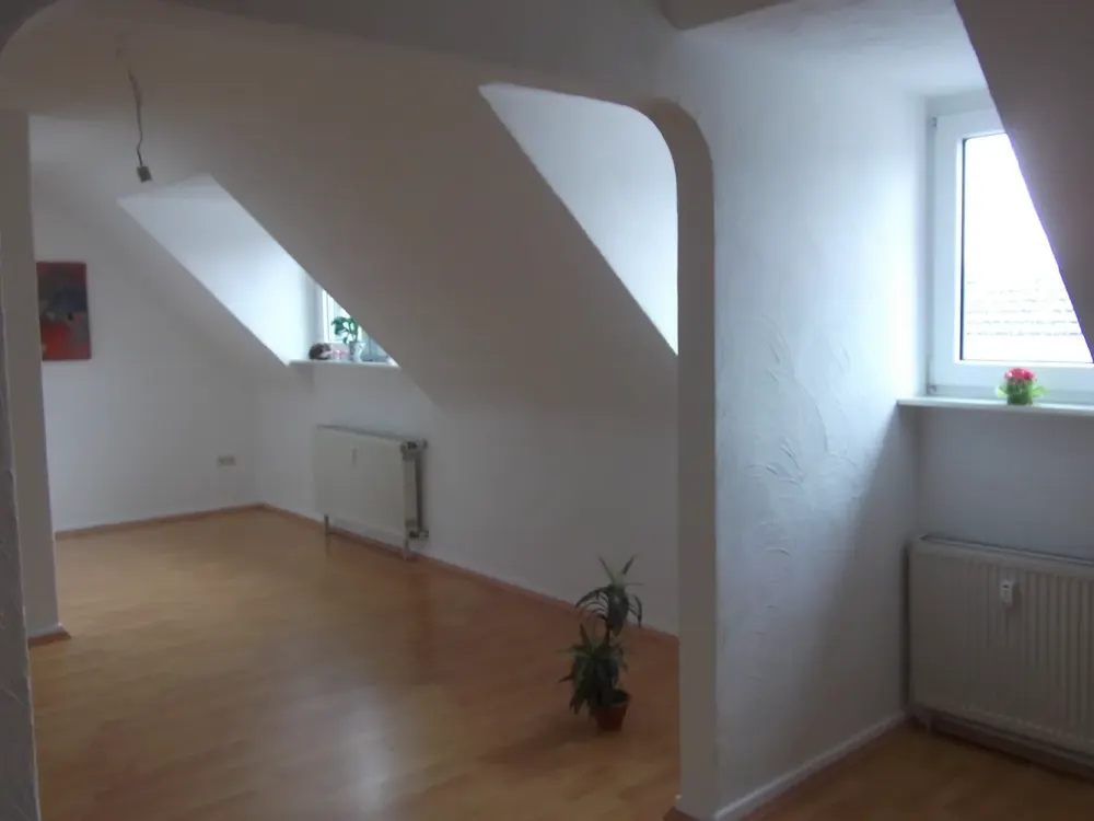 KR-Mitte renovierte hübsche 61qm-Wohnung in gepfl.Haus mit netten Mietern