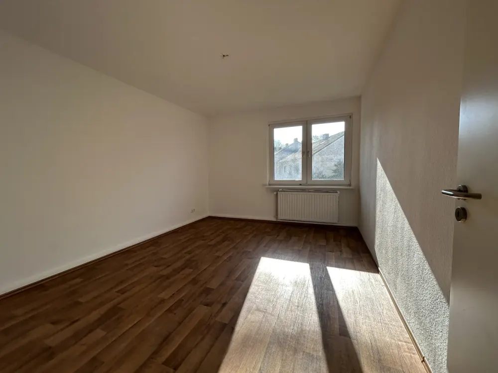 Modernisierte 2-Zimmerwohnung mit separater Küche