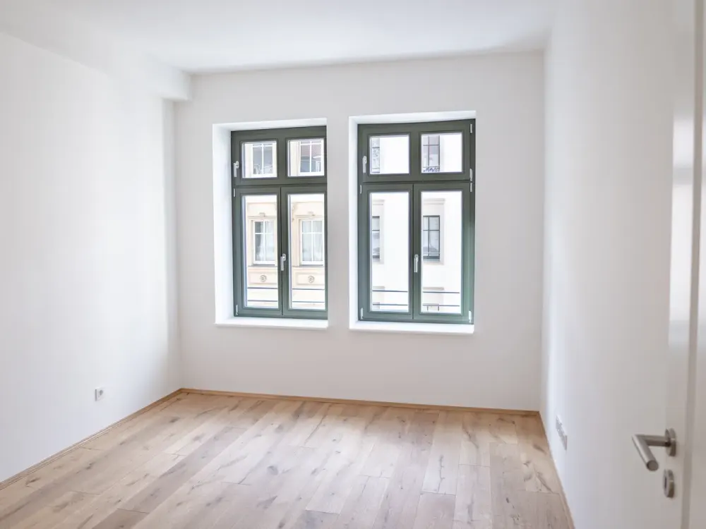 Charming 2-Room Apartment with Fitted Kitchen & Balcony - First Occupancy - WE11