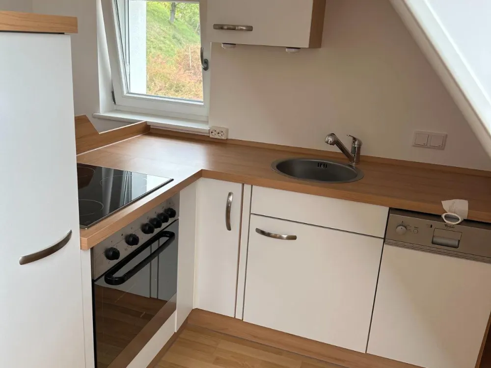 Ruhige 2-Zi. Dachgeschosswohnung in 75196 Remchingen-Wilferdingen