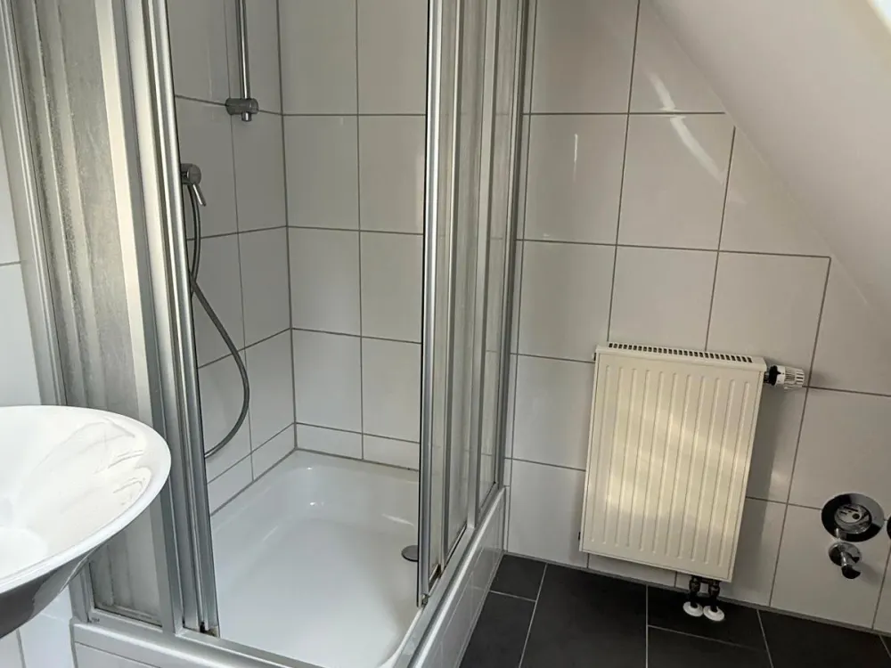 Ruhige 2-Zi. Dachgeschosswohnung in 75196 Remchingen-Wilferdingen