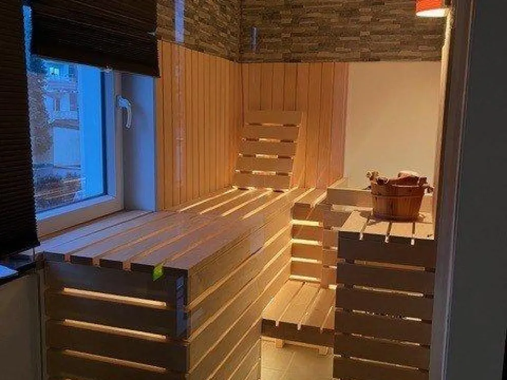 135m² Whg + 60m² Dachterrasse in ruhiger, zentraler Hinterhoflage