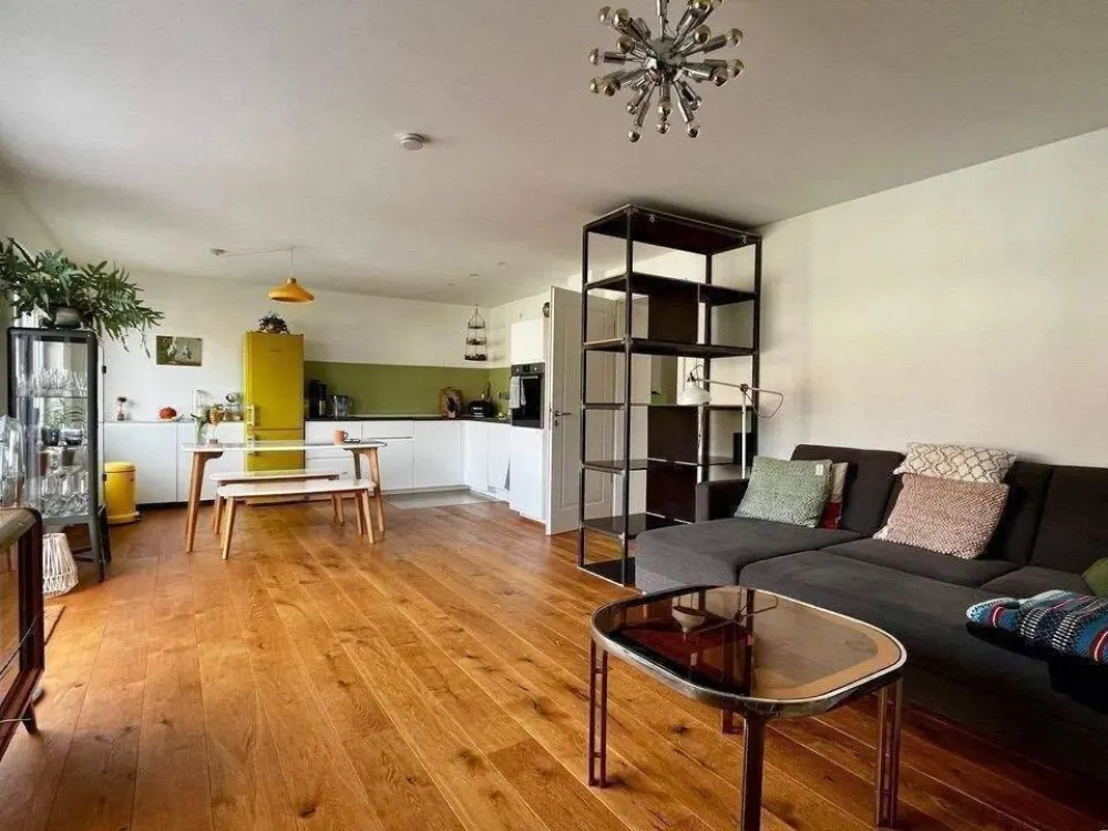Renovated dream apartment with 3 balconies in the Nibelungenviertel +++ First occupancy after renovation, with communal garden +++