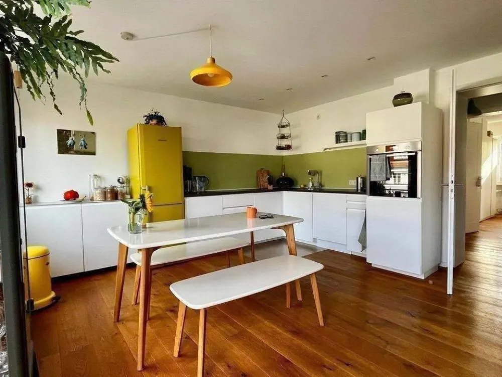 Renovated dream apartment with 3 balconies in the Nibelungenviertel +++ First occupancy after renovation, with communal garden +++