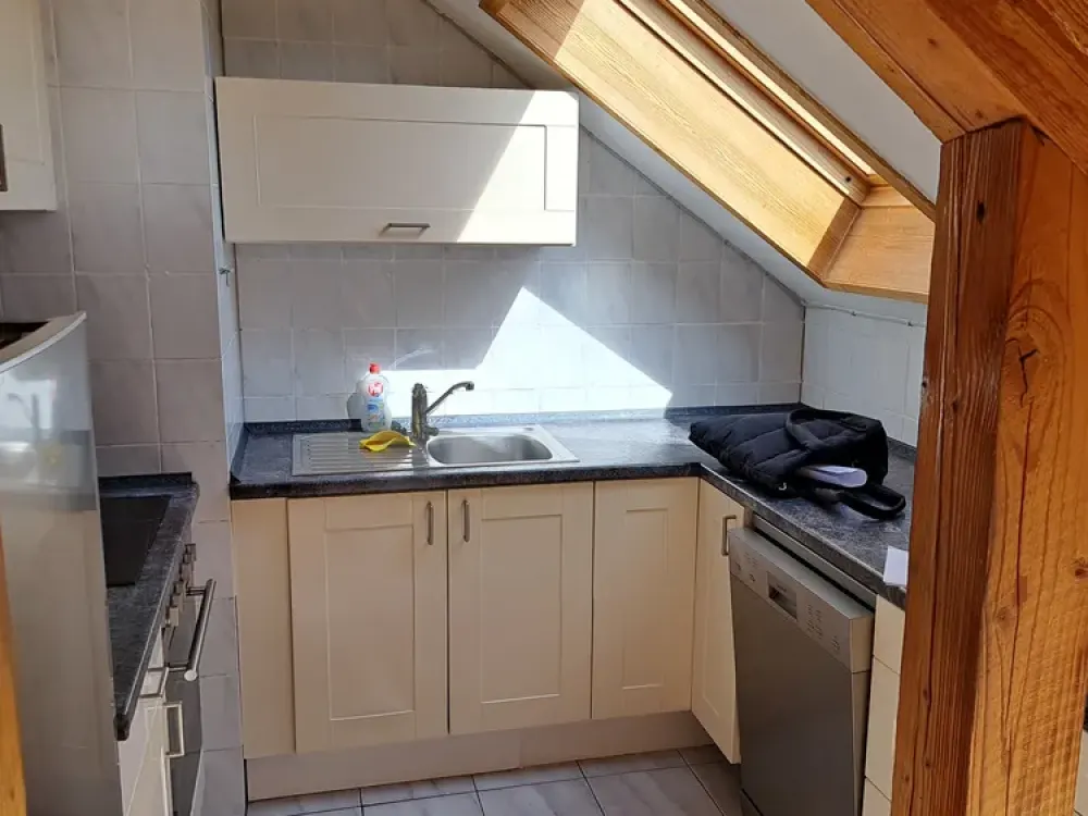 Wohnen mit Charakter: 3-Zimmer-Dachgeschosswohnung in Heusweiler