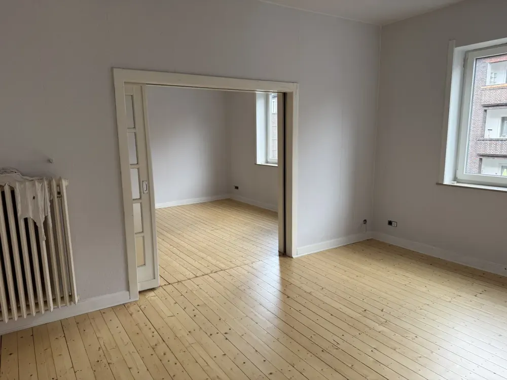 Wohnen im denkmalgeschütztem Altbau: 3-Zimmer-Wohnung in der Südstadt