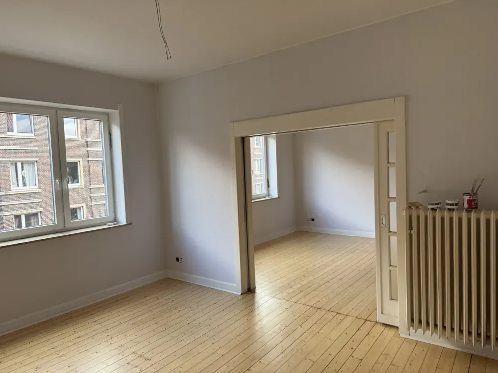 Wohnen im denkmalgeschütztem Altbau: 3-Zimmer-Wohnung in der Südstadt