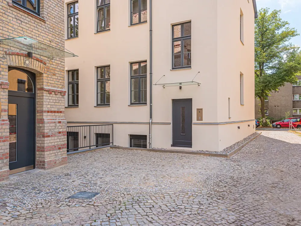 Möblierte 2-Zimmerwohnung in Berlin-Steglitz/ Furnished 2 room apartment in Berlin-Steglitz