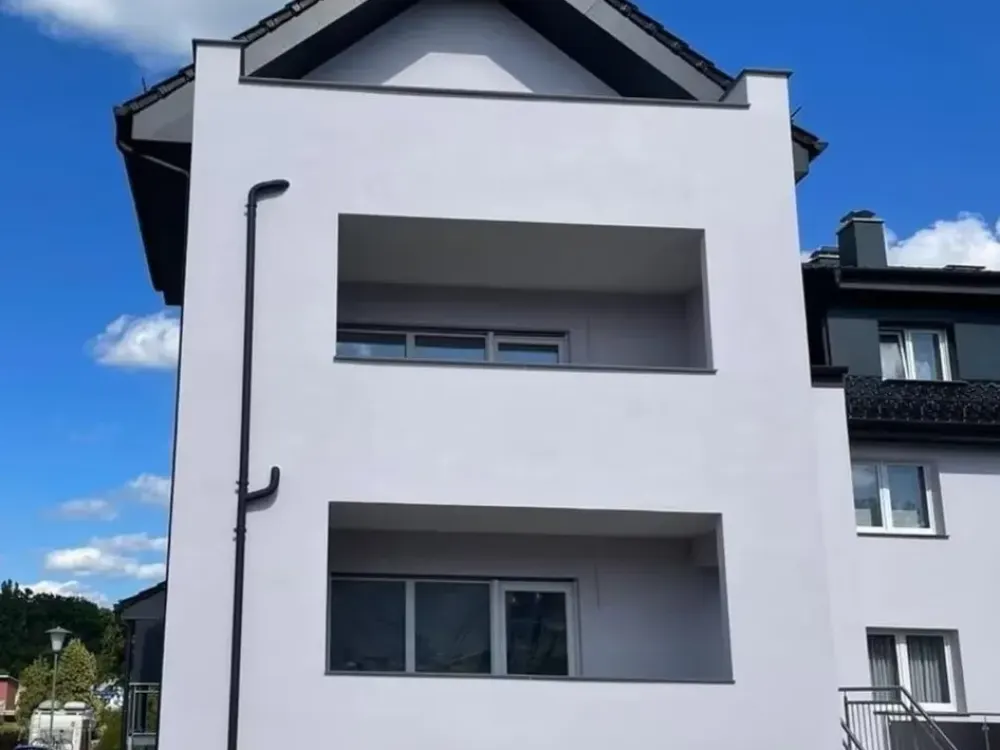 Großzügige 3-Zimmer-WE in frisch saniertem 3-Familienhaus