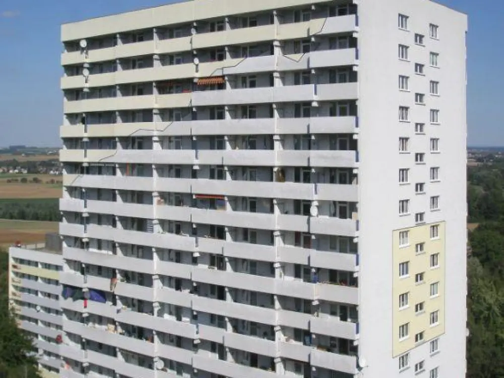 Gut geschnittene 2-Zimmer-Wohnung mit Balkon zu vermieten!