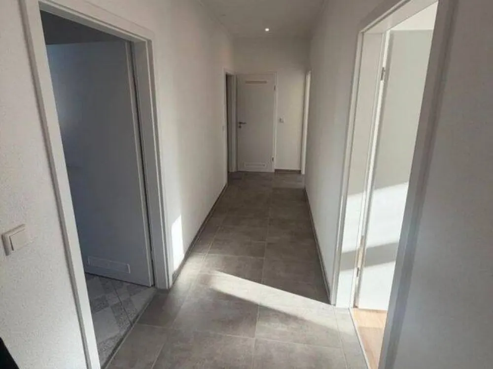 WG-Zimmer 25 m² möbliert 640 € warm ab 01.09. ALL INCLUSIVE