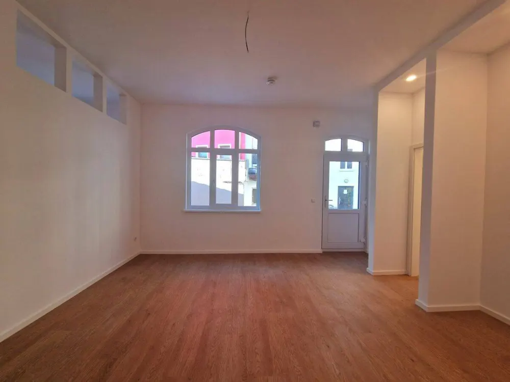Wohnen und Arbeiten in St. Johannis - Top sanierte Atelier-Wohnung mit großer Terrasse!