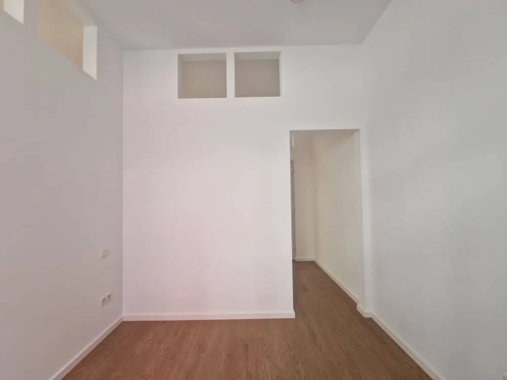 Wohnen und Arbeiten in St. Johannis - Top sanierte Atelier-Wohnung mit großer Terrasse!