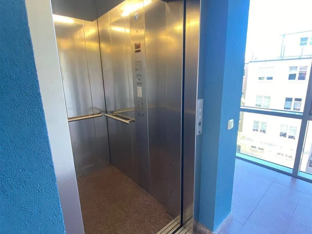 Erfurt* Karree am Südpark*renovierte 3 Zi.-Whg. *Balkon* sep. Küche* Wannenbad