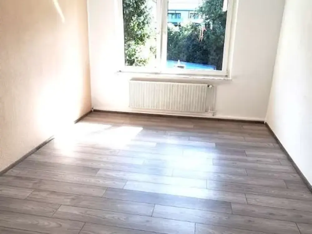 Helle 3 Zi. - Whg. + Balkon in HA Eppenhausen