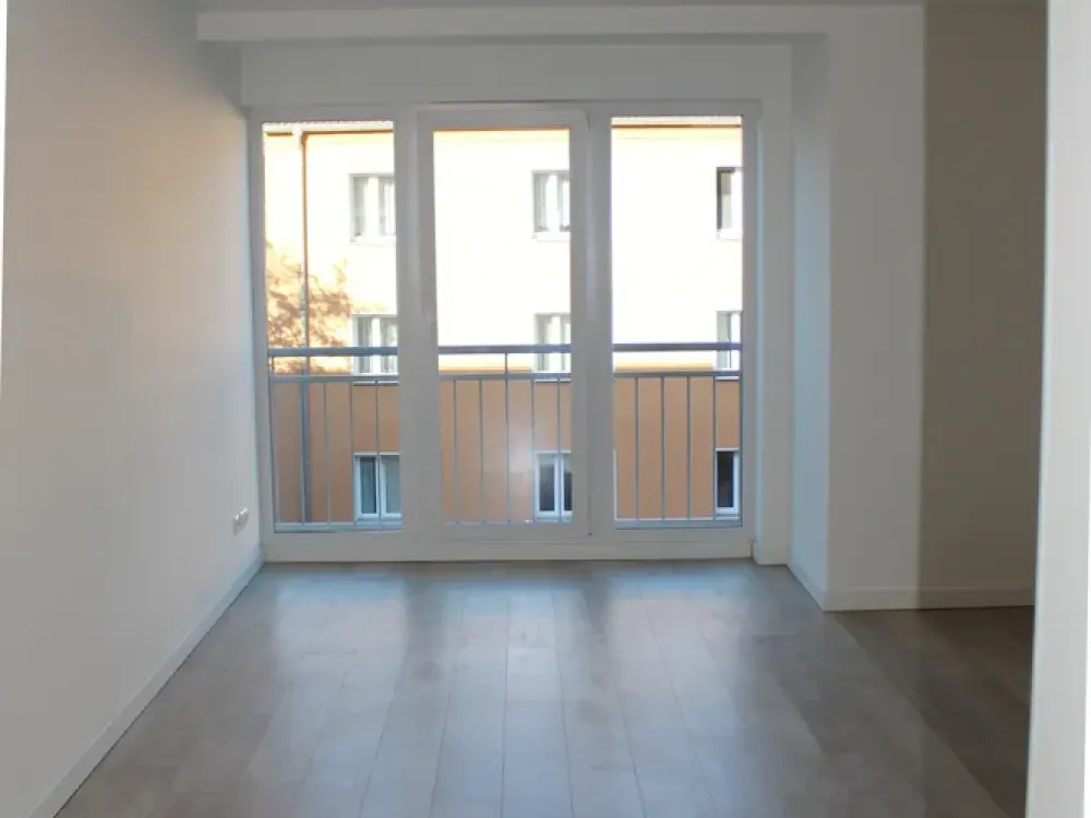 helle 3 Zimmerwohnung mit Balkon