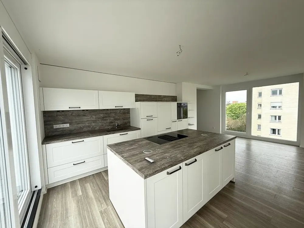 Light. Space. Feeling of Life. Dream Apartment with Roof Terrace