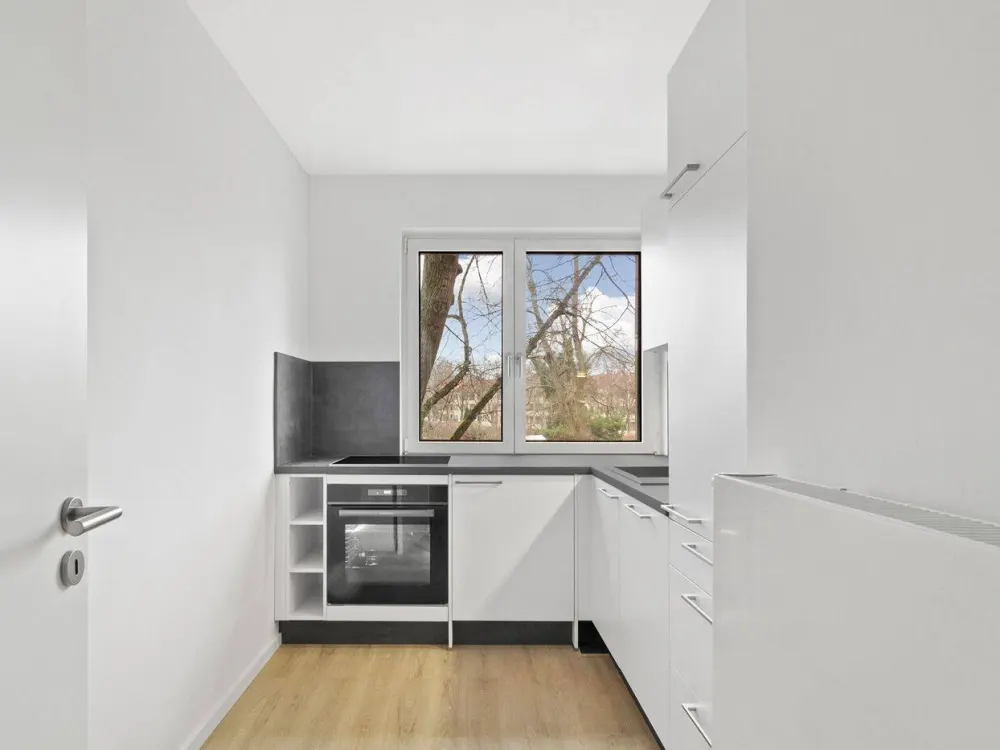 Nachmieter für ruhige 2-Zimmer Wohnung mit Sonnenbalkon in Tempelhof gesucht!
