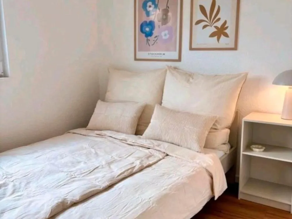 2-Zimmer Wohnung - Voll Möbliert - Terrasse + Stellplatz