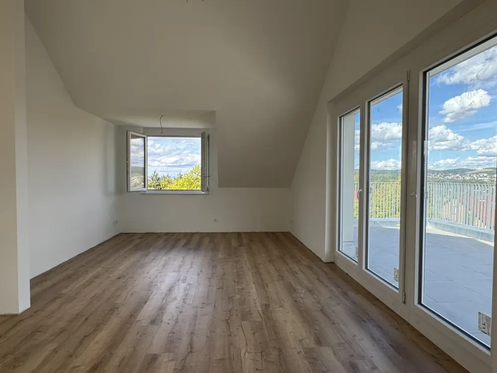 Erstbezug: Hochwertige 2,5-Zi Terrassenwohnung, Esslingen - niedrige Energiekosten