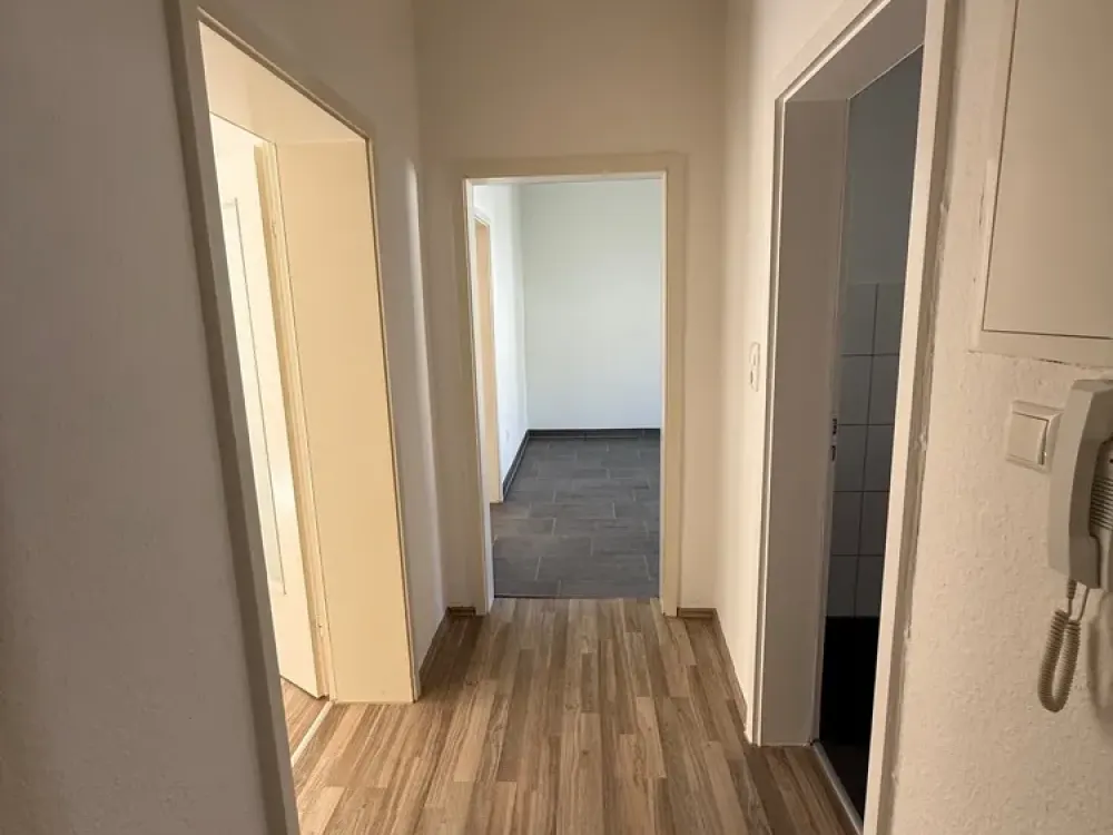 Gepflegte 2 Zimmerwohnung mit Balkon! 2 Monate Mietfrei!