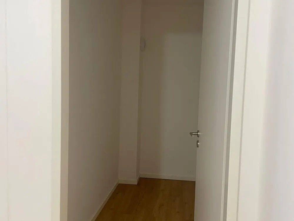 Helle 1,5-Zimmer-Wohnung im 4. Stock in Frankfurt am Main