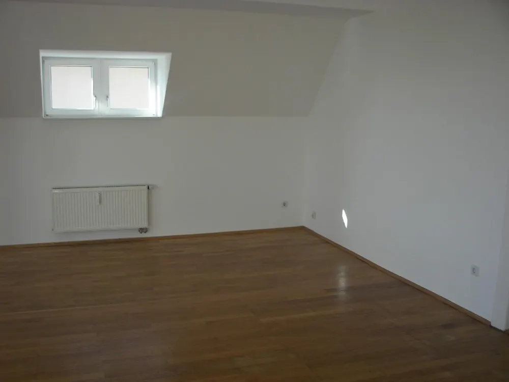 Charmante 3-Zimmer-Wohnung mit Parkettboden in beliebter Lage von Leipzig-Süd