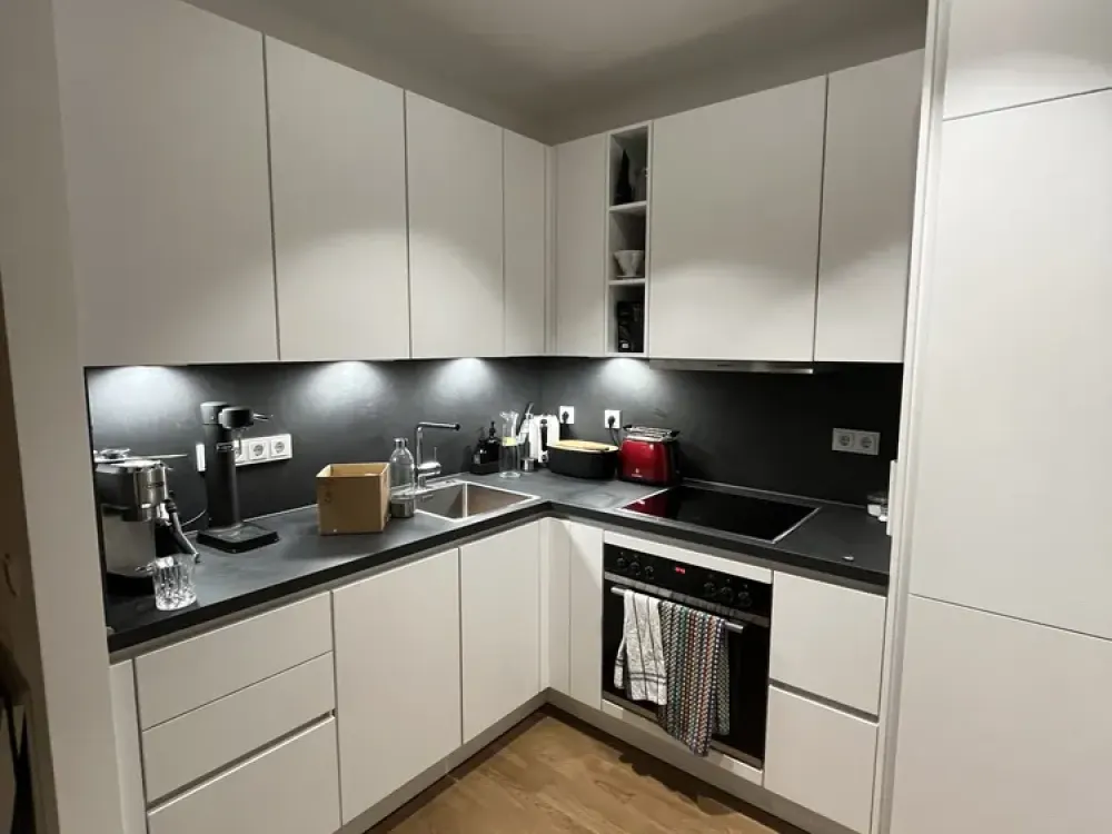 Helle 2-Zimmer-Neubauwohnung mit Balkon
