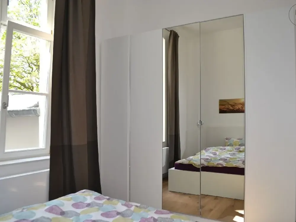Old Building Charm in the Südstadt - Furnished -